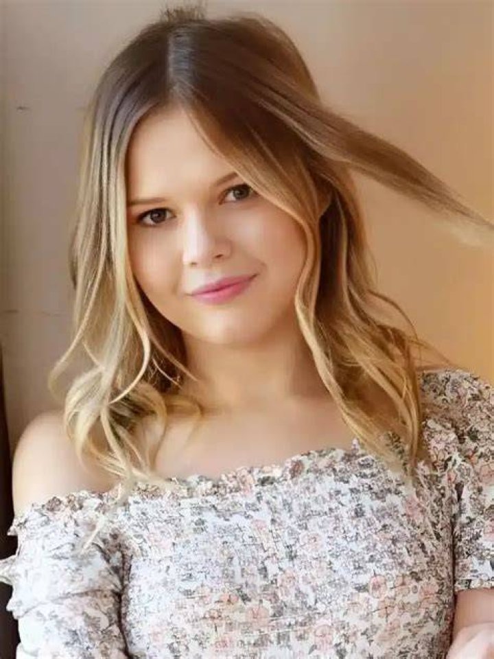 Coco Lovelock Age, Height, Net Worth, Wiki, Bio & BF