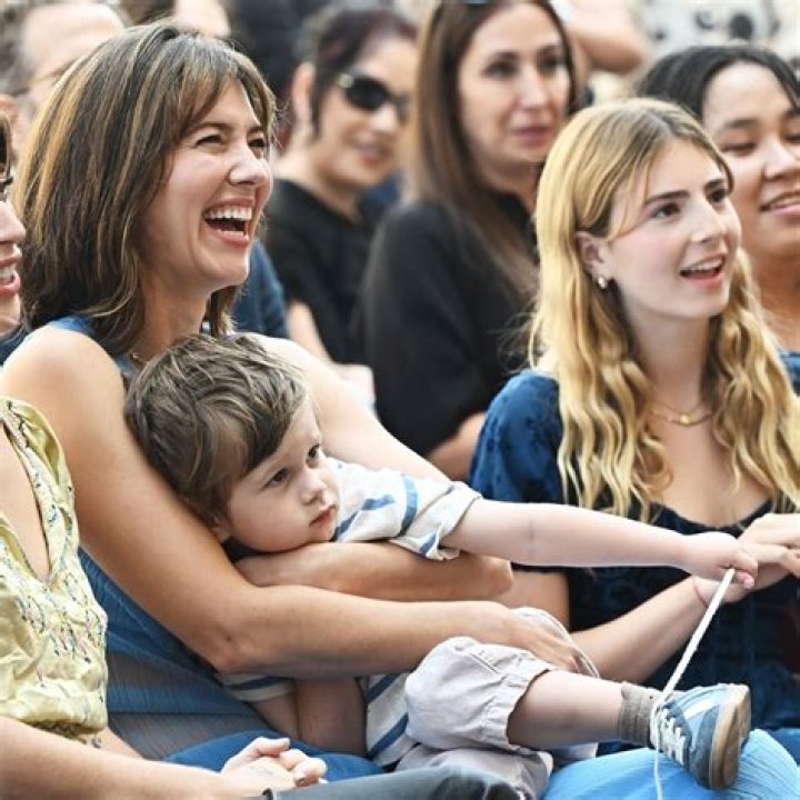 	Who Is Laurie Mcgregor? Ewan McGregor And Mary Elizabeth Winstead’s Son	